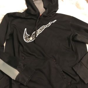 Men’s large Nike hoodie